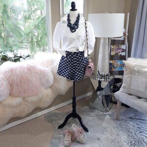 EUC DStudio white cotton blend blouse with statement button, 6